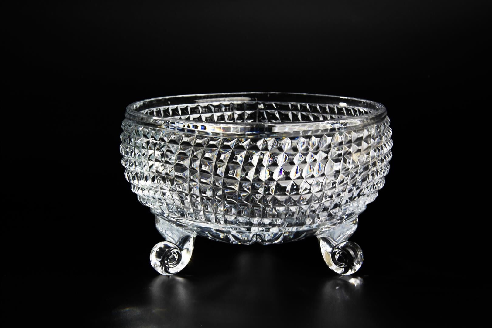 Yuv Ayaklı Cam Kase 23x23x14cm